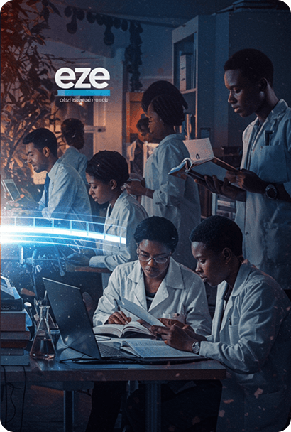 Scientifiques travaillant ensemble